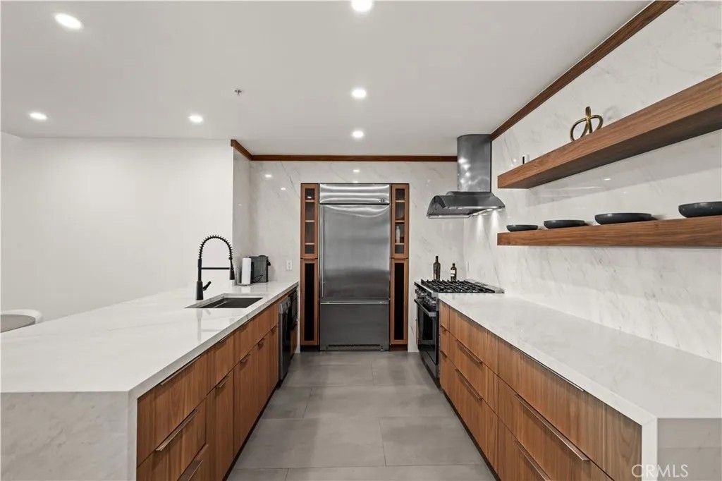 Photo of 3131 Michelson Dr #1607, Irvine, CA 92612 (MLS # OC26035760)