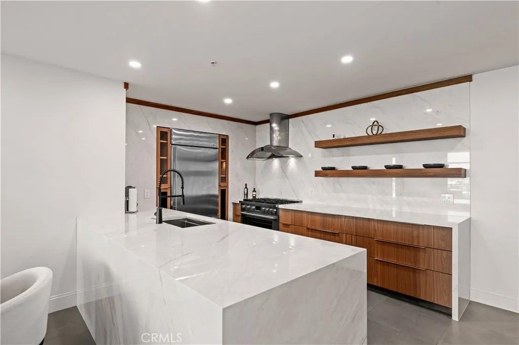 Photo of 3131 Michelson Dr #1607, Irvine, CA 92612 (MLS # OC26035760)