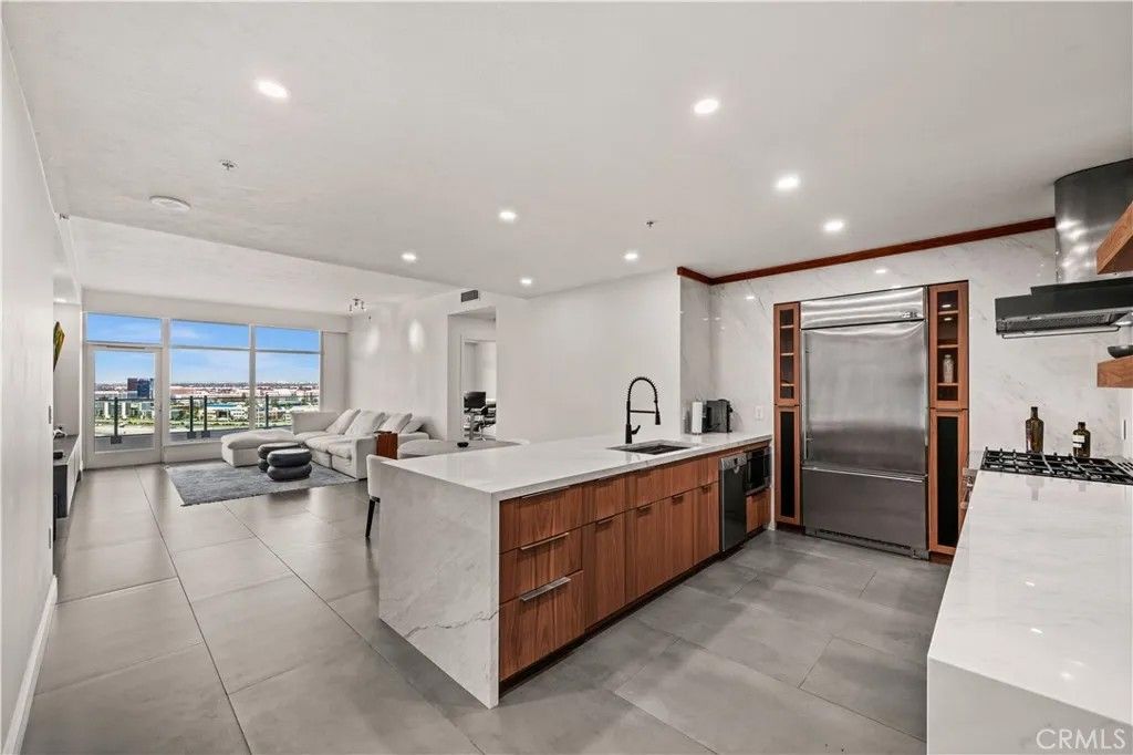 Photo of 3131 Michelson Dr #1607, Irvine, CA 92612 (MLS # OC26035760)