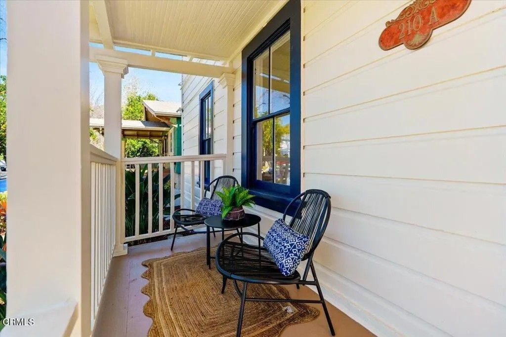 Photo of 210 N Encinitas Avenue, Monrovia, CA 91016 (MLS # P1-25866)