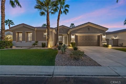 Tiny photo for 79787 Parkway Esplanade, La Quinta, CA 92253 (MLS # CV25234858)