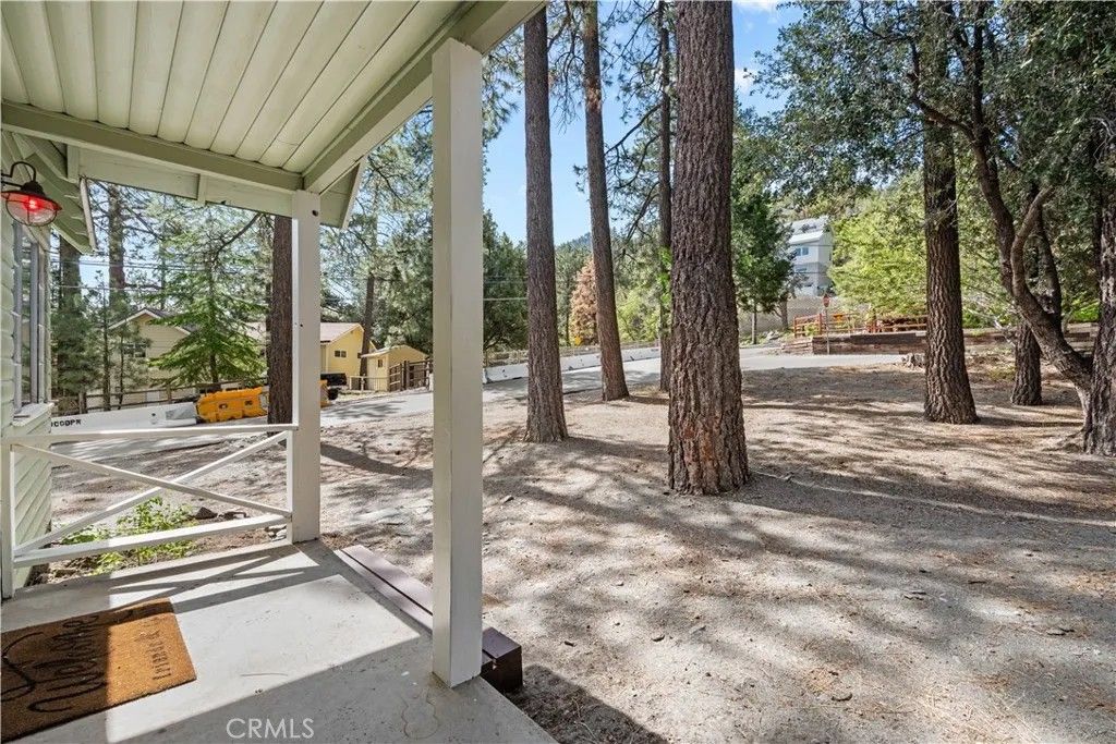 Photo of 1100 Partridge Rd, Wrightwood, CA 92397 (MLS # HD26089127)