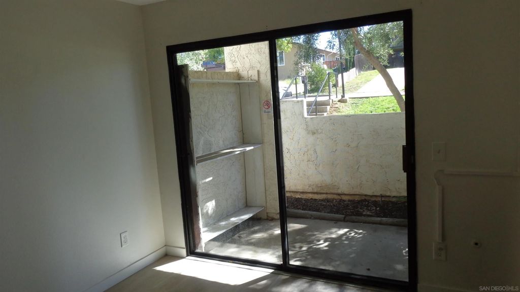 Photo of 2425 Cranston Dr #16, Escondido, CA 92025 (MLS # 260005987)