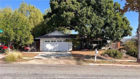 Photo of 1082 N Lynwood Drive, Brea, CA 92821 (MLS # PW25246736) Photo of 1082 N Lynwood Drive, Brea, CA 92821 (MLS # PW25246736)