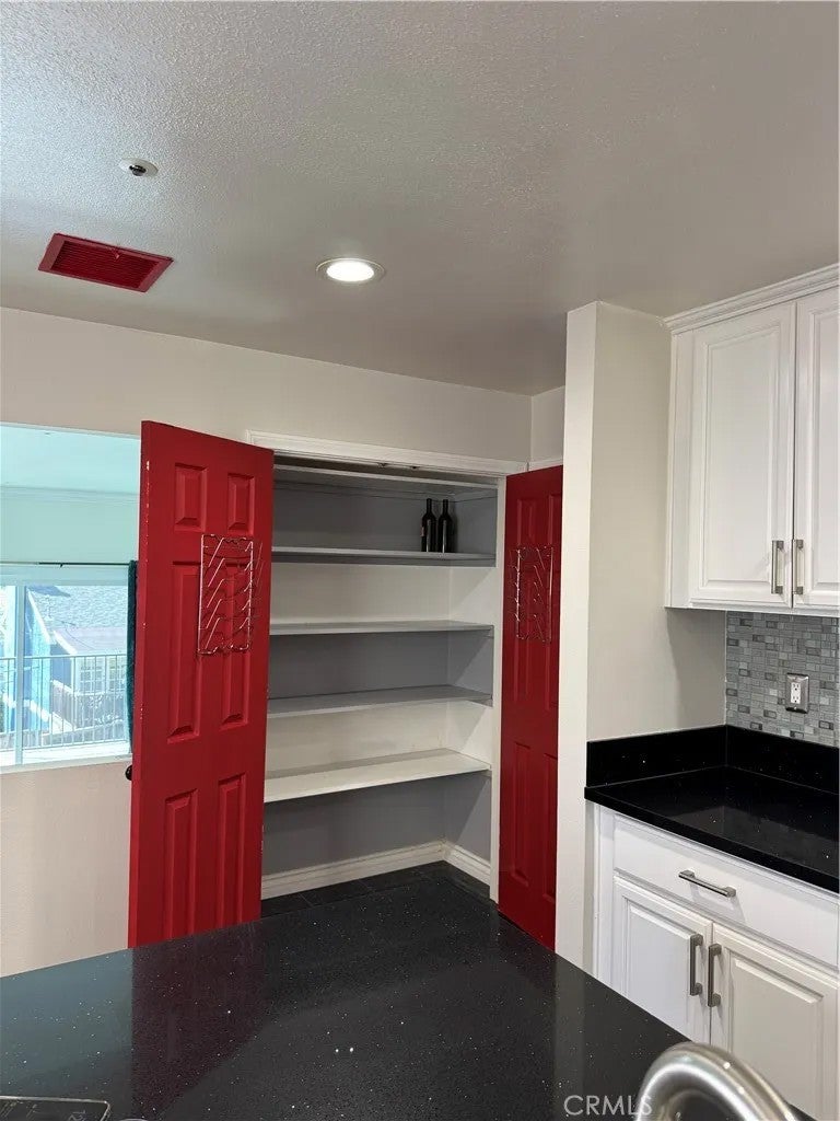 21415 Arapahoe