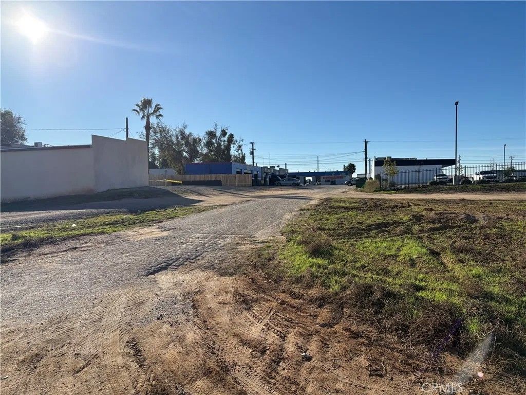 Photo of 21802 Linda Ct, Moreno Valley, CA 92553 (MLS # SW25270413)