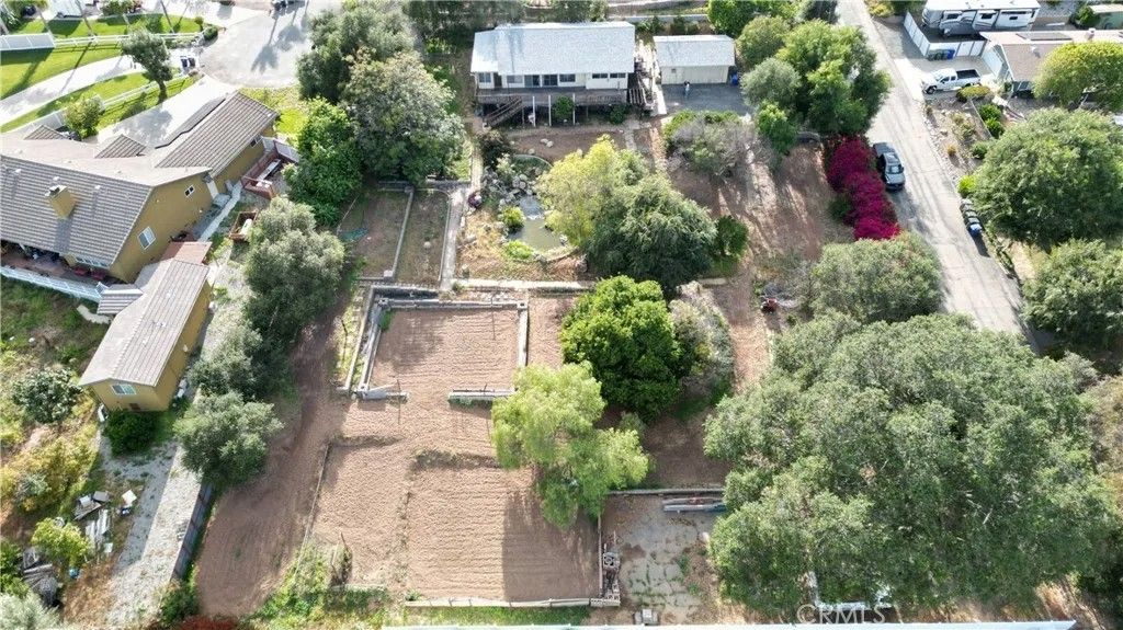 Photo of 1853 Juanita Ln, Fallbrook, CA 92028 (MLS # IG26085101)