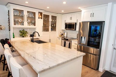 Tiny photo for 2500 Torrey Pines Road #902, La Jolla, CA 92037 (MLS # NDP2507971)
