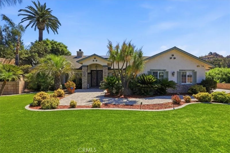23044 Grand Terrace