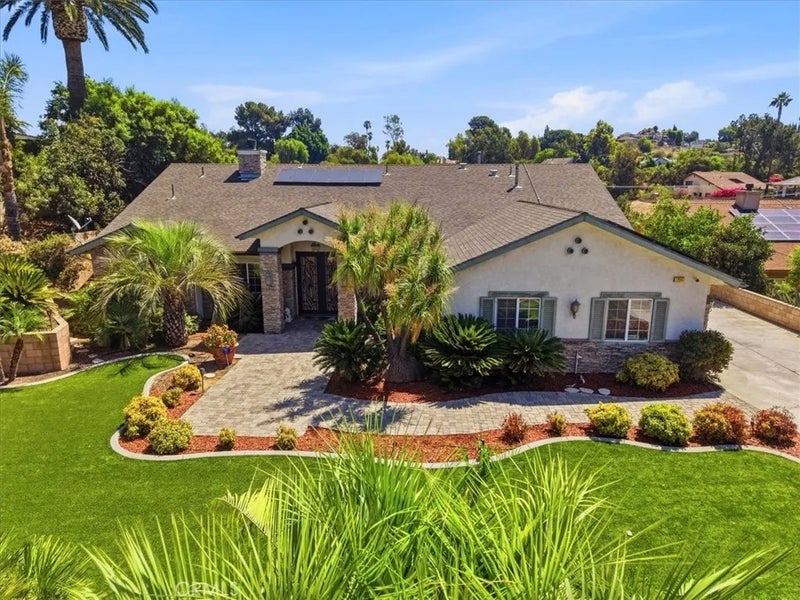 23044 Grand Terrace