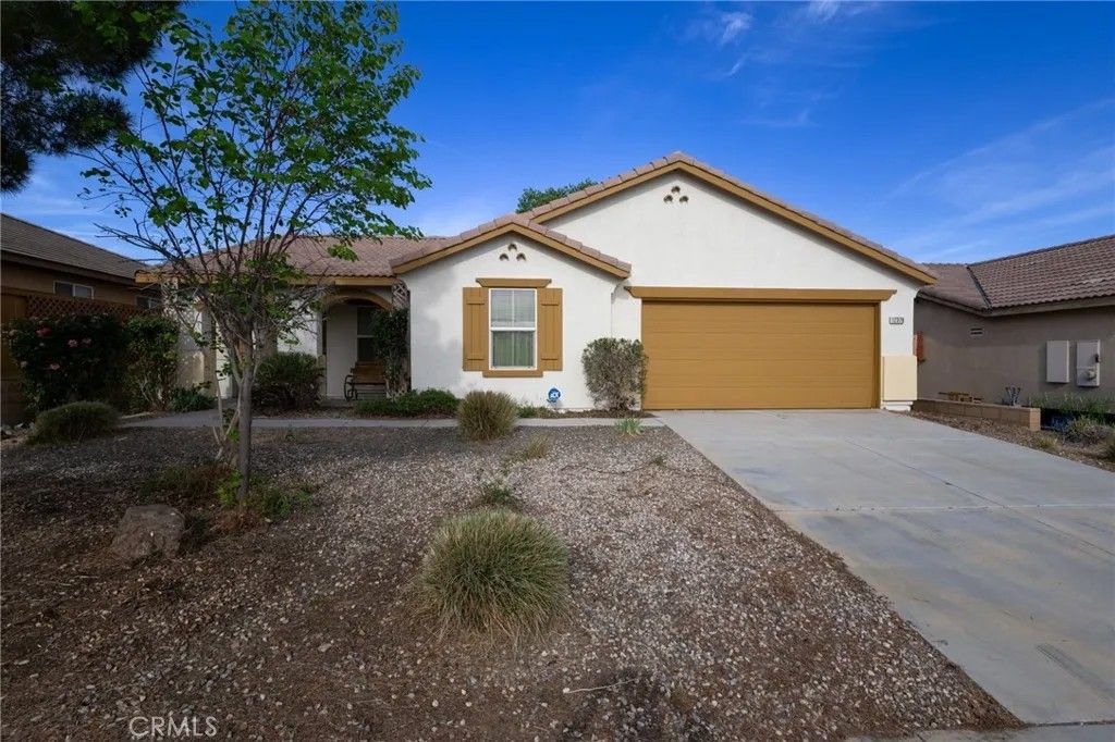 Photo of 12378 2nd Ave, Victorville, CA 92395 (MLS # CV26078037)