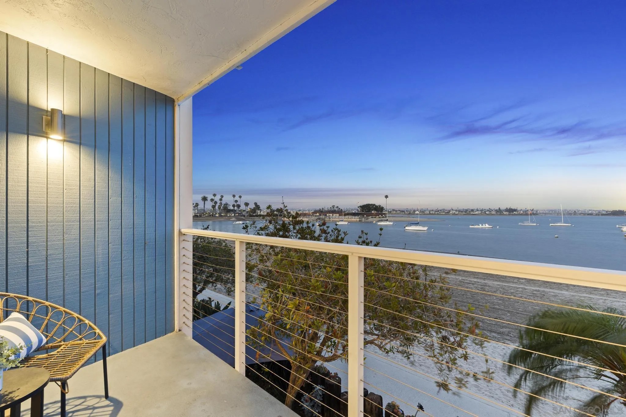 3630 Bayside Walk B