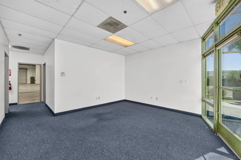 8580 Avenida de la Fuente Suite F