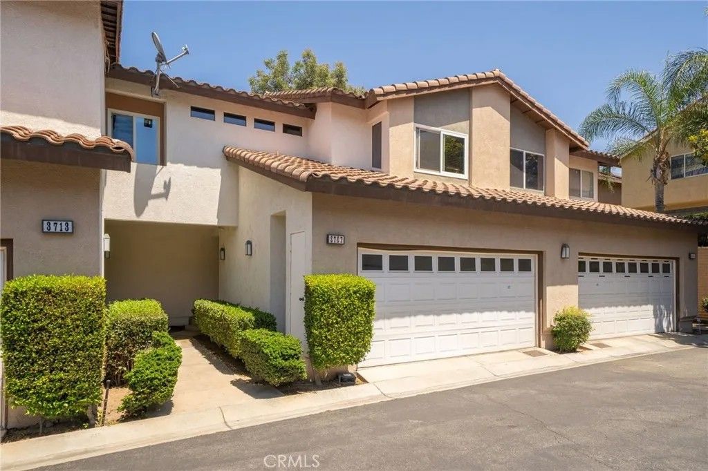 Photo of 3707 Calle Curacso, Riverside, CA 92503 (MLS # CV26102036)