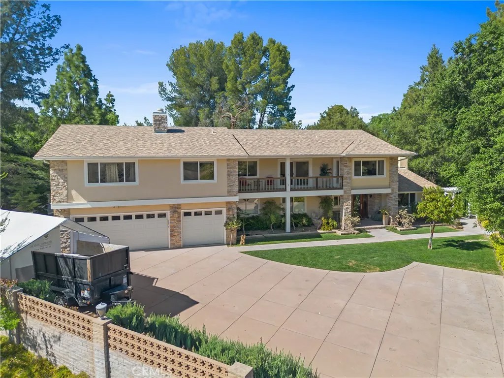 27323 Eaglehelm Drive