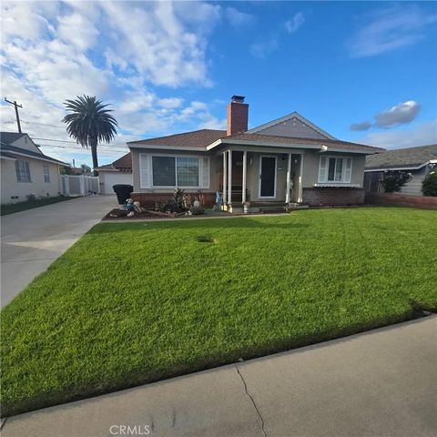 Photo of 1235 E Eastwood Dr, Anaheim, CA 92805 (MLS # PW26086977)