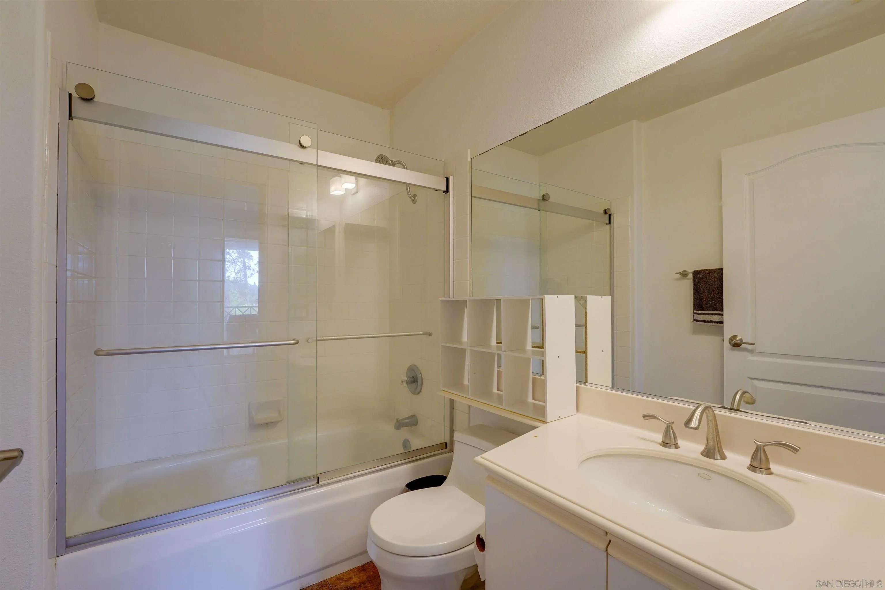 3606 BERNWOOD PLACE 14