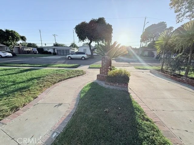 2690 Senasac Avenue