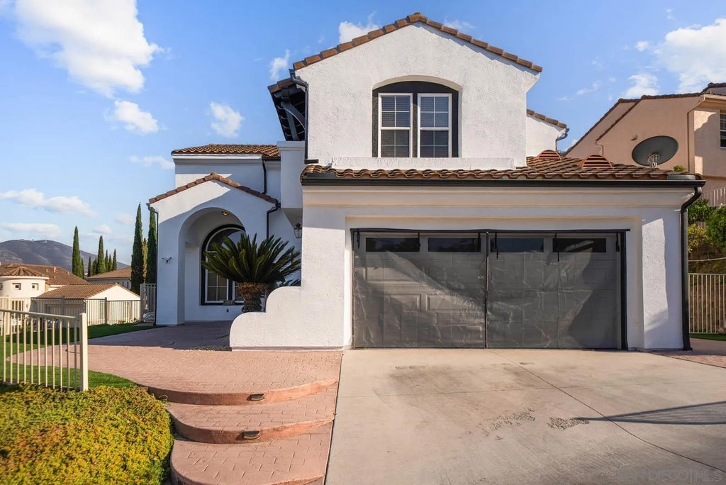 Photo of 2062 Pleasant Waters Ct, Spring Valley, CA 91977 (MLS # 260022818)