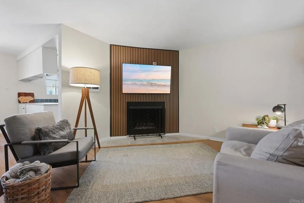 2118 Oceanside BLVD