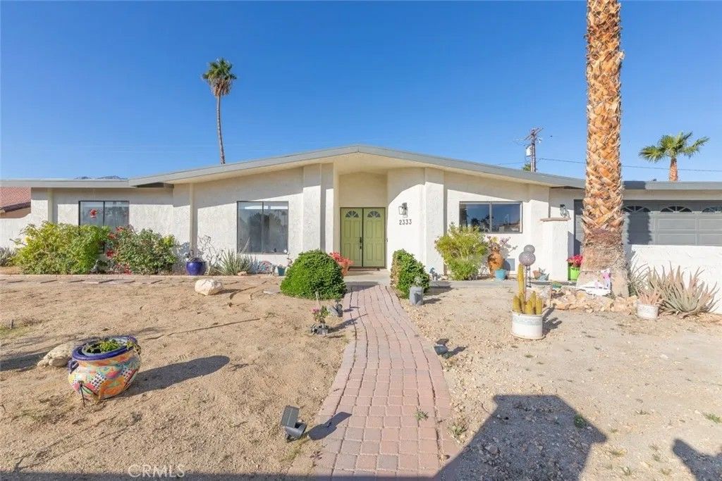 Photo of 2333 N San Clemente Rd, Palm Springs, CA 92262 (MLS # IG26025914)