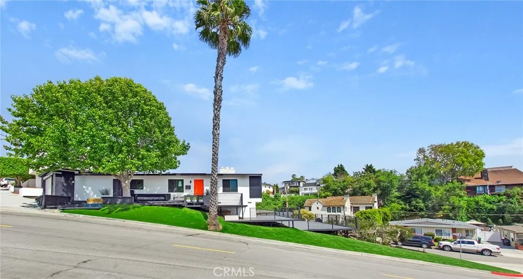 300 Holmwood Drive