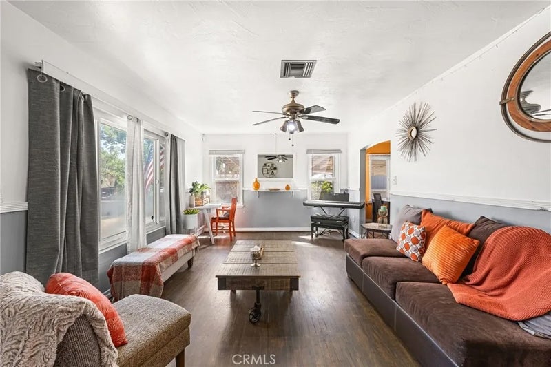 3228 Sepulveda