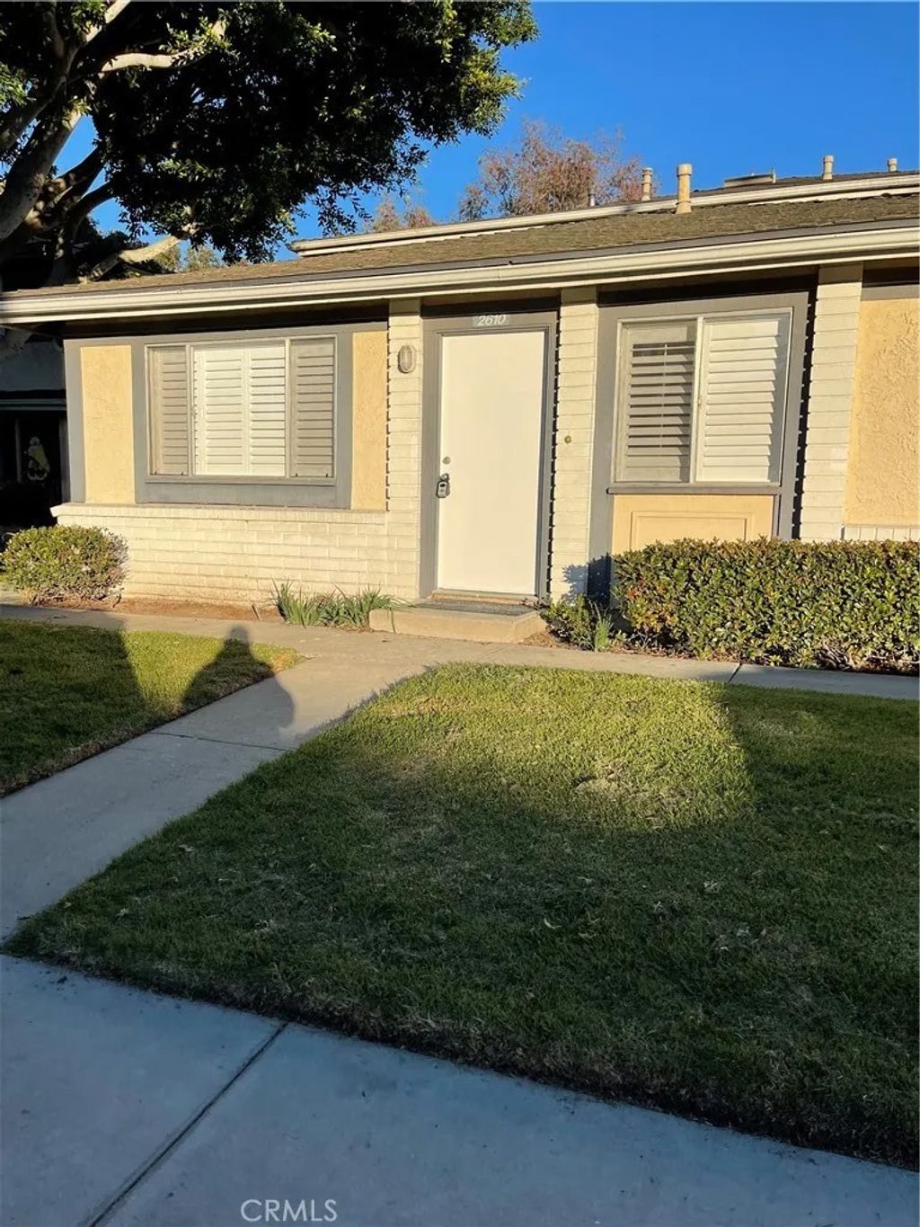 Photo of 2610 Tiller Ave, Port Hueneme, CA 93041 (MLS # SR26000933)