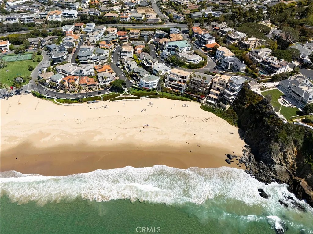 13 Emerald Bay