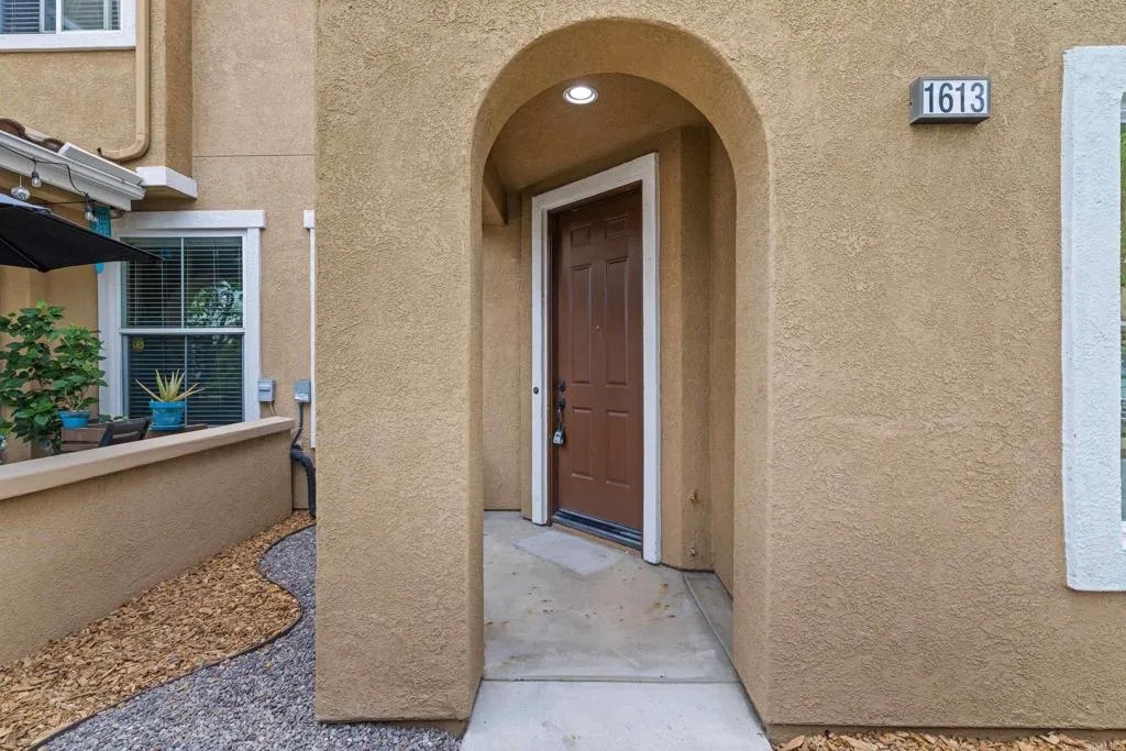 1613 Avery Road