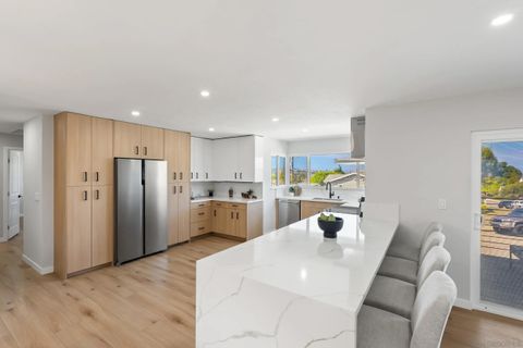Photo of 2175 Clove St, San Diego, CA 92106 (MLS # 250042268)