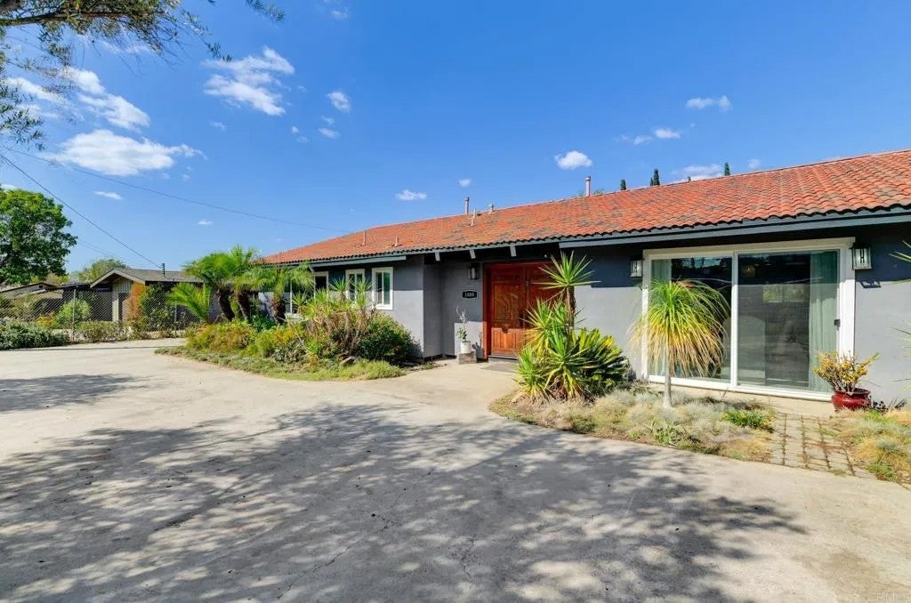 Photo of 1604 Gustavo Street, El Cajon, CA 92019 (MLS # NDP2609536)