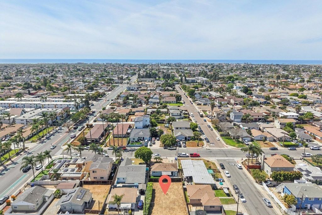 Photo of 1055 11Th St, Imperial Beach, CA 91932 (MLS # 260008298)