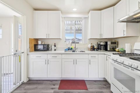 Photo of 1055 11Th St, Imperial Beach, CA 91932 (MLS # 260008298)