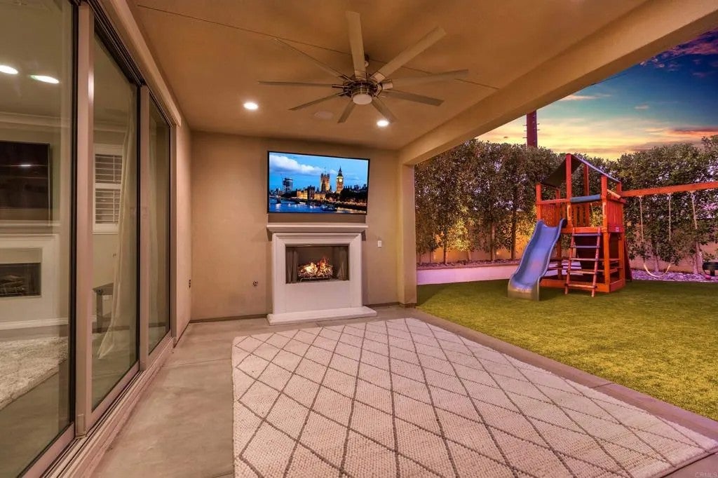 250 Treasure Drive