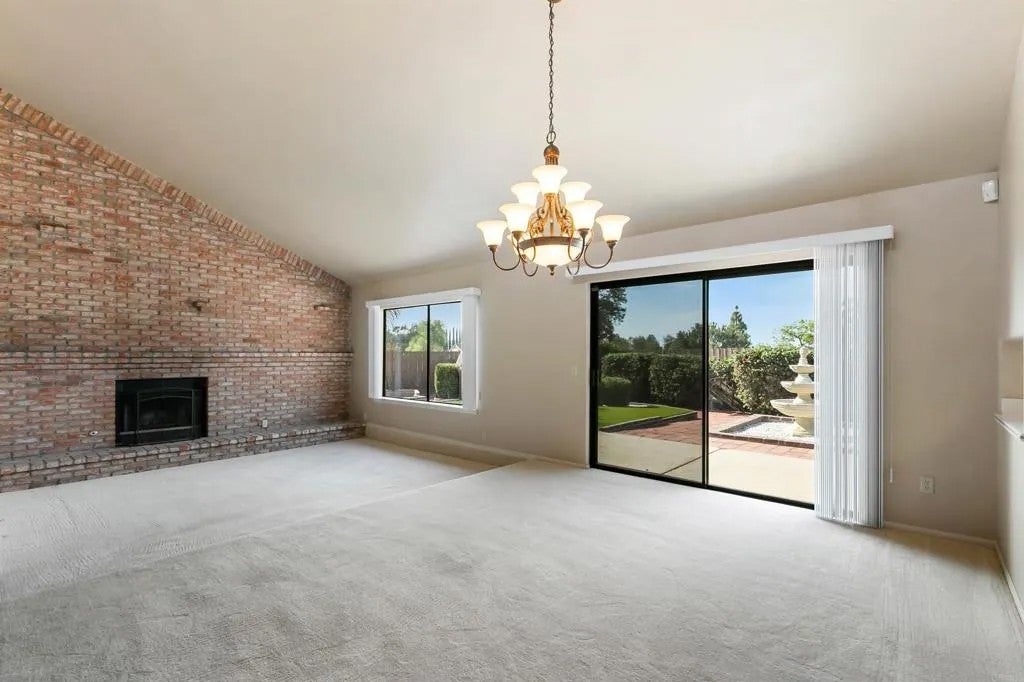 2033 Lilac Lane