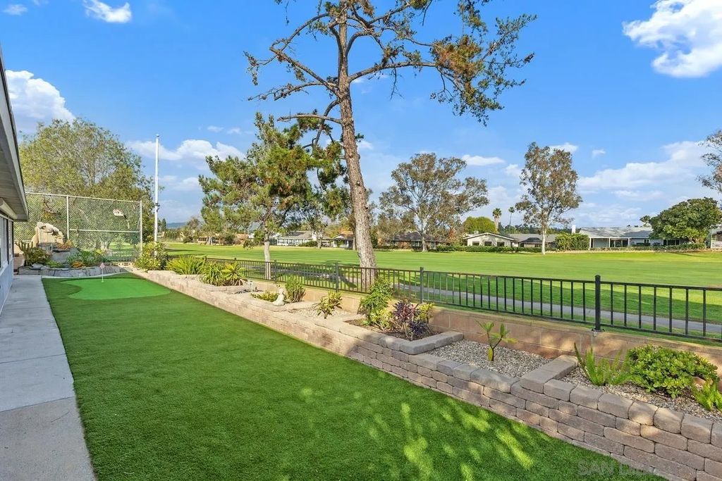 Photo of 1039 San Pablo Dr, San Marcos, CA 92078 (MLS # 260002049)