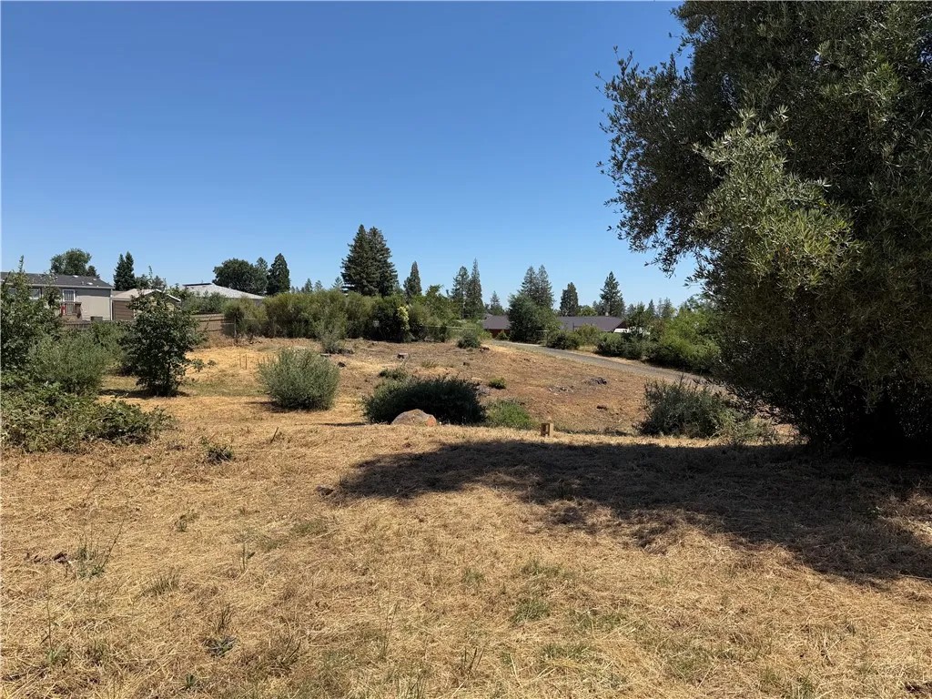 5726 Newland