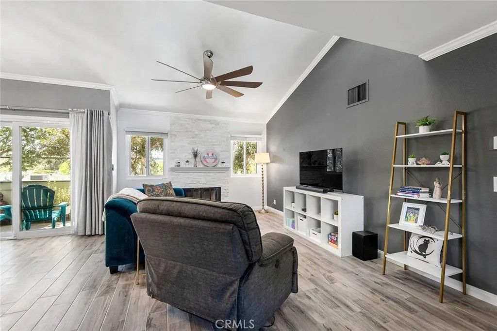 Photo of 6458 Twin Circle Lane 3, Simi Valley, CA 93063 (MLS # SR25259135)