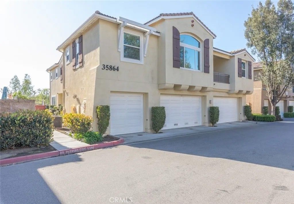 Photo of 35864 Hazelhurst St #1, Murrieta, CA 92562 (MLS # SW26059878)