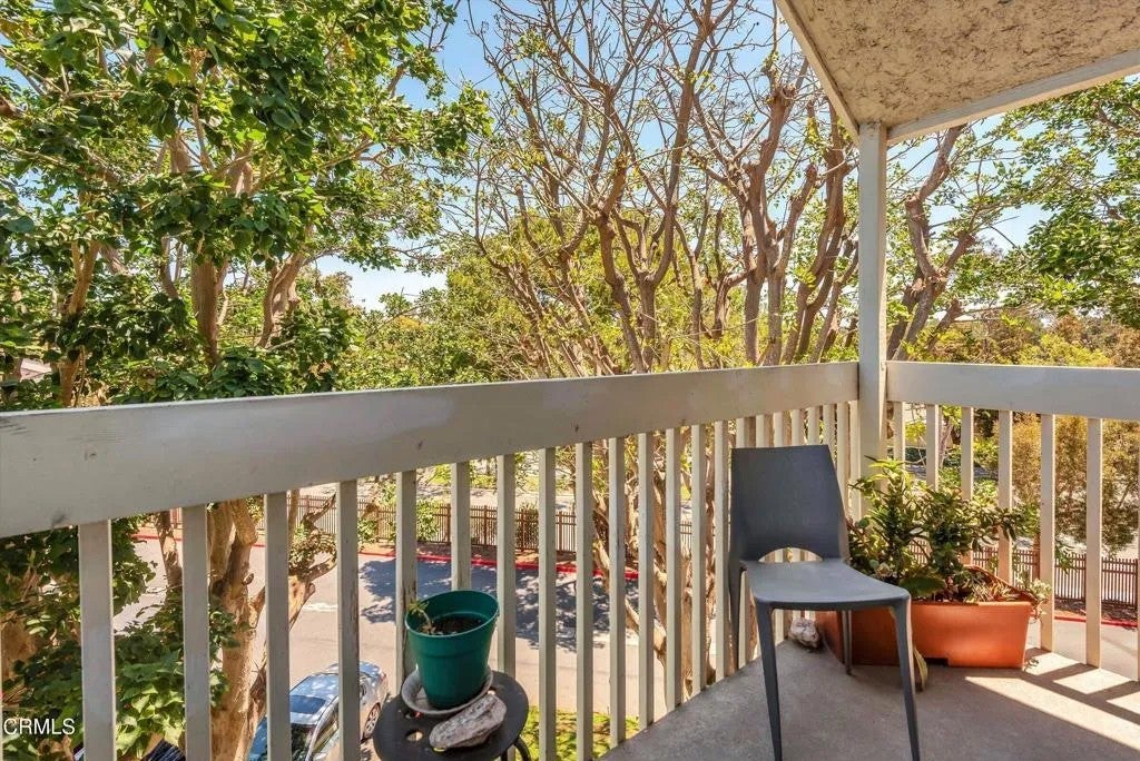 225 S Ventura Road 102