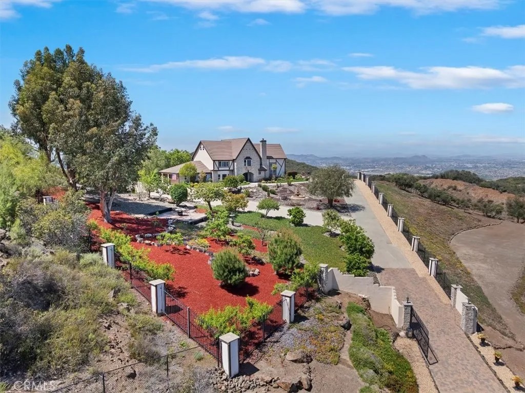 26780 Camino Seco