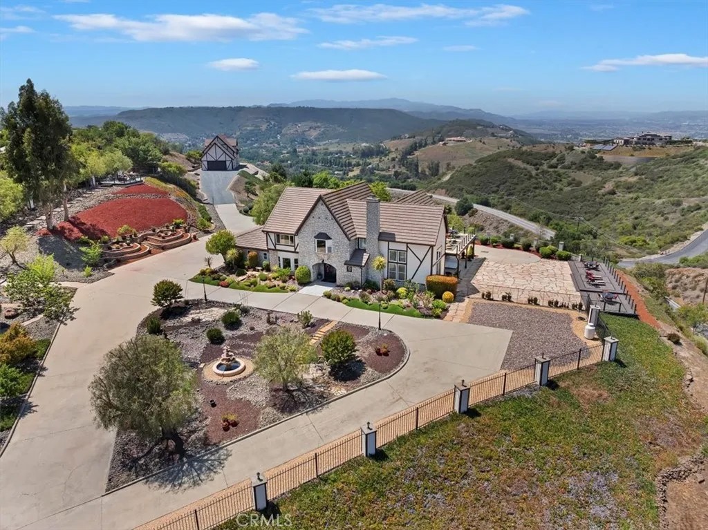 26780 Camino Seco