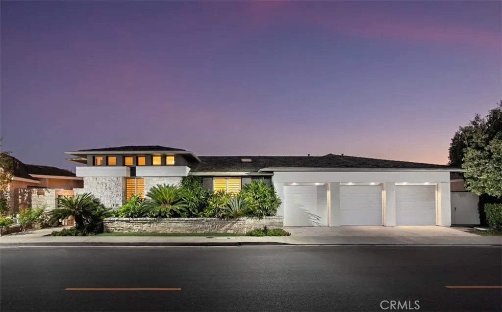 1535 Dolphin Terrace