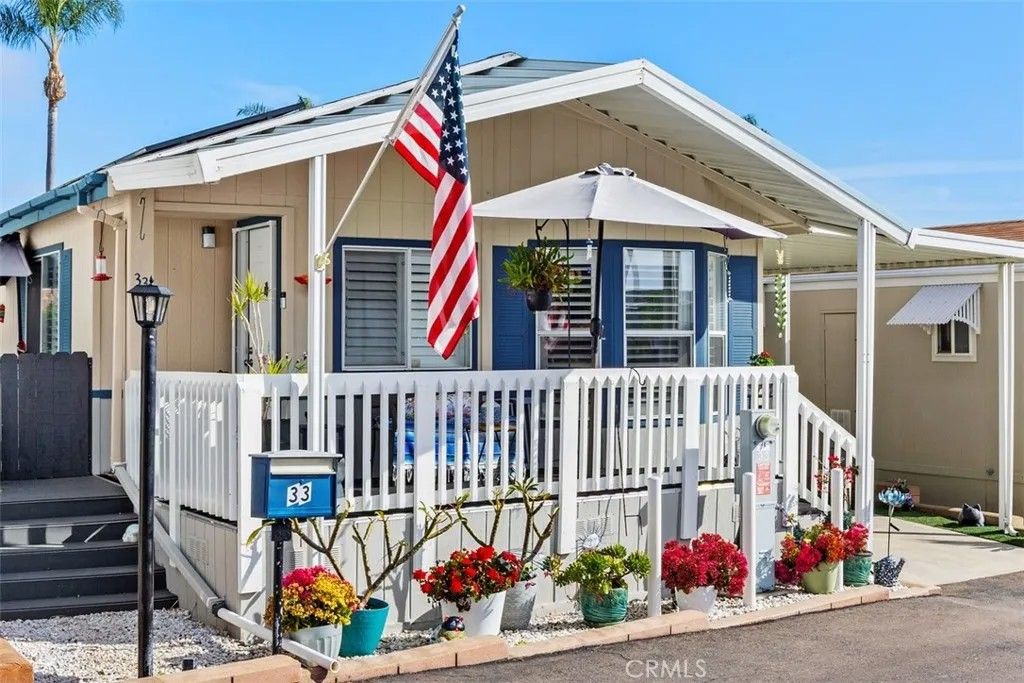 Photo of 245 W Bobier Drive #33, Vista, CA 92083 (MLS # IV26038347)