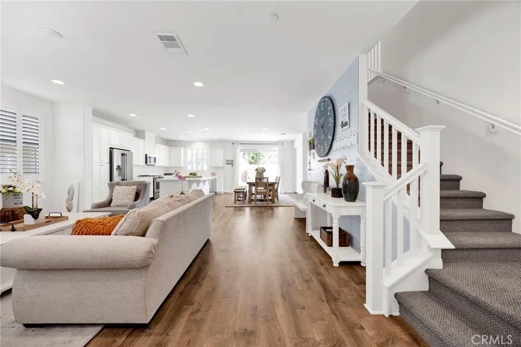 Photo of 6724 N Glasner Lane, West Hills, CA 91307 (MLS # OC26041445)