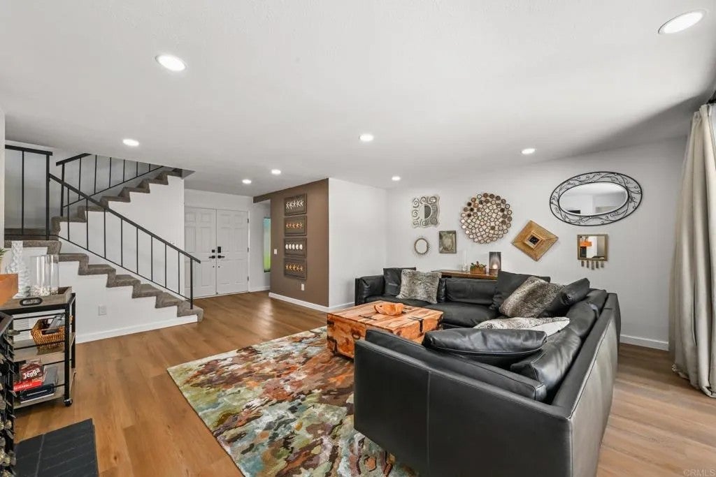 4632 Driftwood Circle