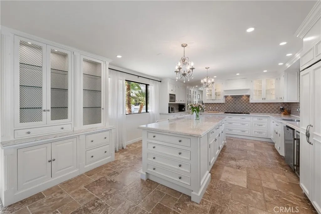 72408 Desert Drive