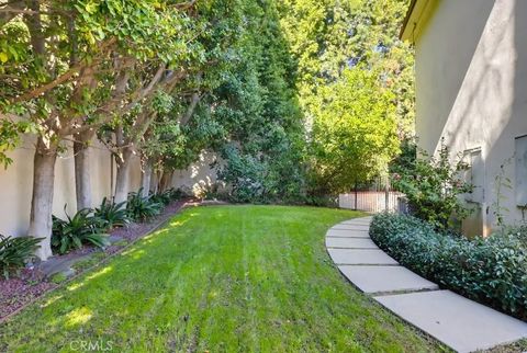 Tiny photo for 1805 Outpost Drive, Los Angeles, CA 90068 (MLS # AR25271865)