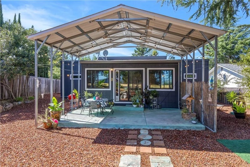 10639 Fairway